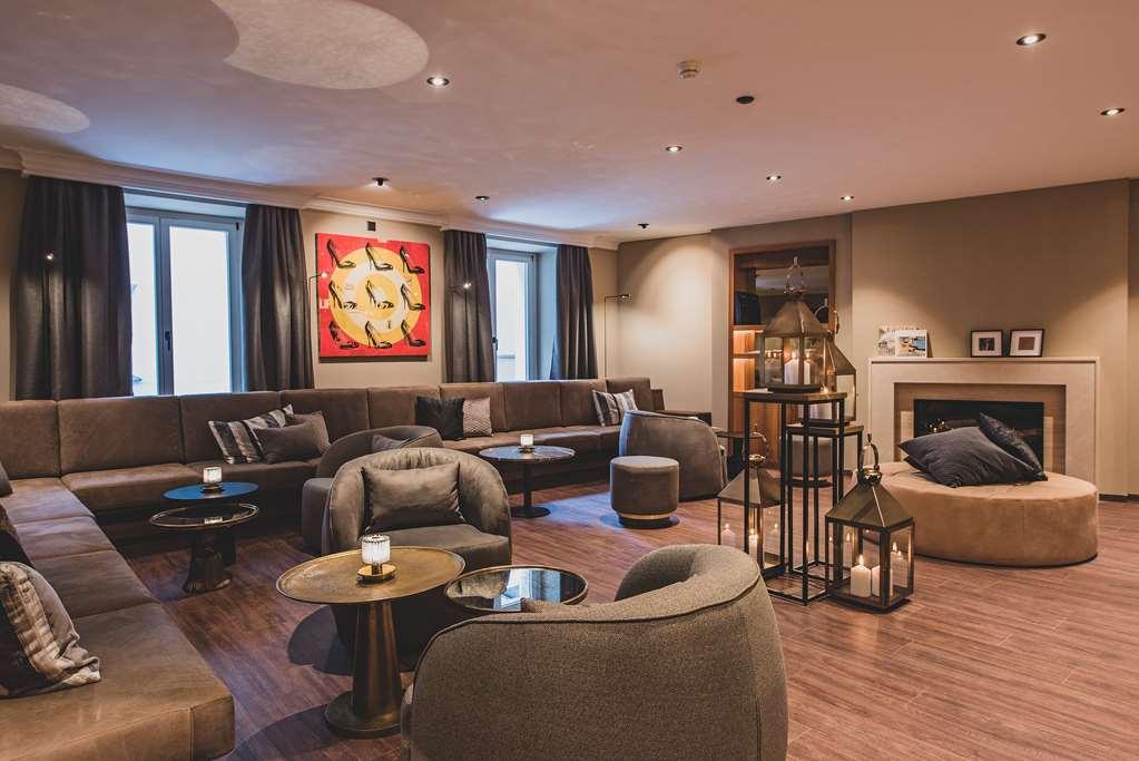 Art Boutique Monopol 4*