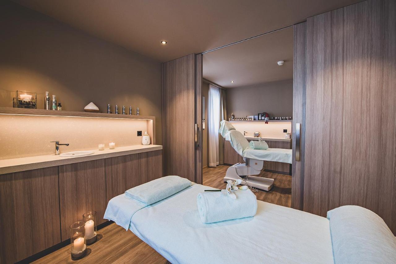 Art Boutique Monopol 4*